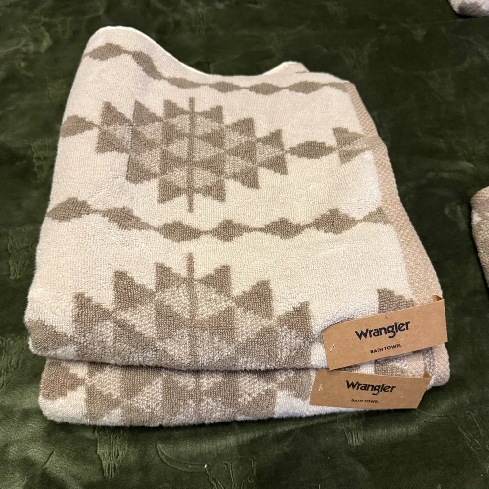 Wrangler Towel Set Unisex OS Beige NEW Basket Weave 3 Piece Set